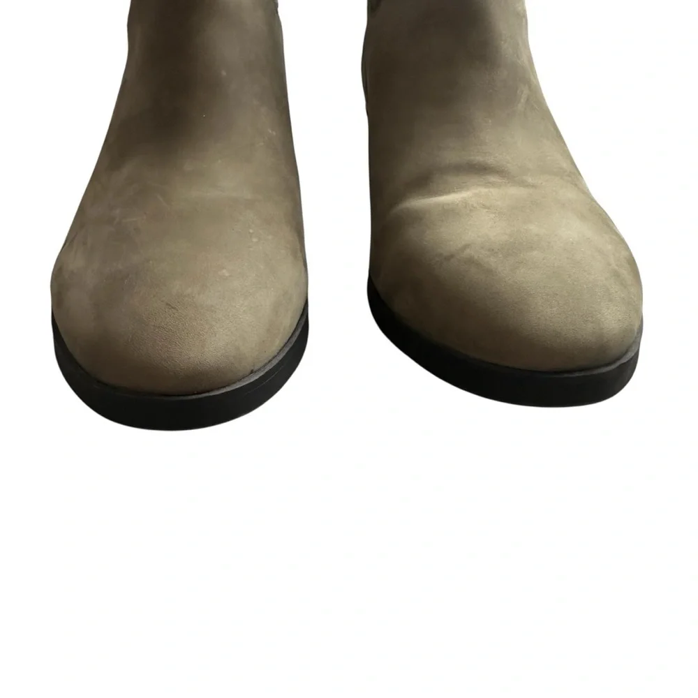 VIONIC VIVIEN SHANTELLE DARK OLIVE GREEN HEELED BOOTS SIZE 8